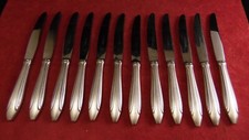 Service de 12 couteaux à