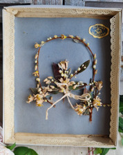 ANCIENNE COURONNE DE MARIEE ET BOUQUET FLEURS EN CIRE DANS SA BOITE DIADEME