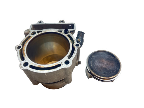 Ensemble cylindre piston - cylindre, et