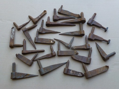 Lot anciens gonds - 25,
