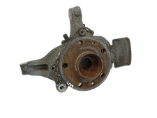 Fusée d'essieu Moyeu de roue