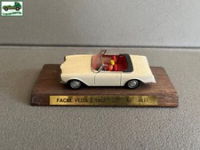 Ancienne Miniature Voiture Facel Vega II 1968 French Style Solido Bois 1/43