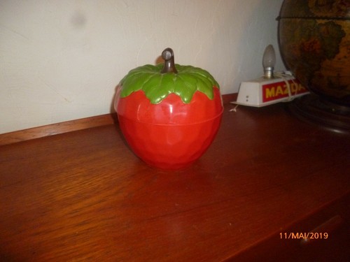 Pomme fraise seau - pomme,