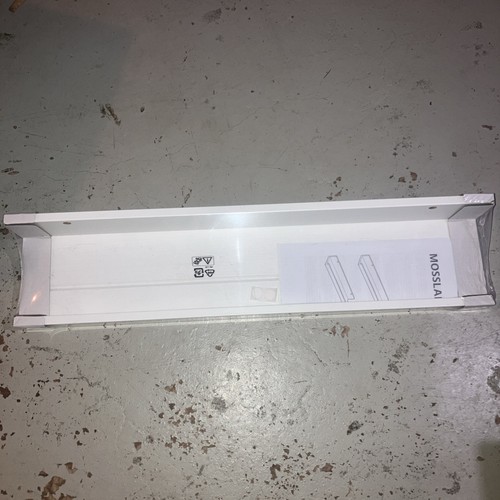 Ikea mosslanda white - 21-3/4”,