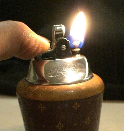 Briquet ancien bureau - briquet, de