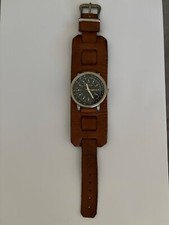 Montre artisanale en cuir haut de gamme – état impeccable 