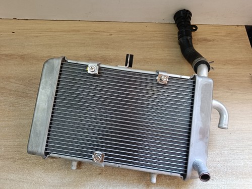 Radiateur origine scooter - un,