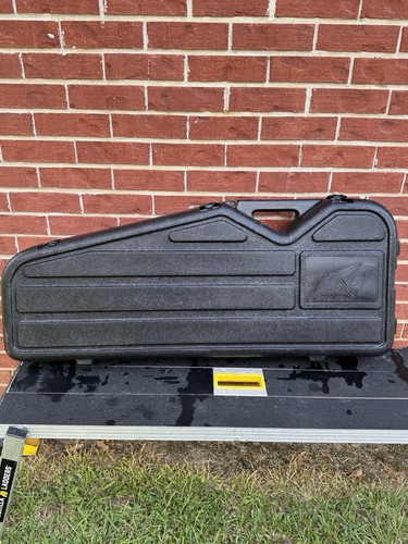 Peavey series guitar case - peavey, t