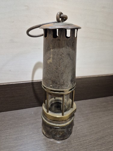 Lampe mineur ancienne 724 - ancienne,