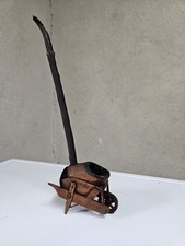 Pipe Ancienne Sous Forme De Brouette