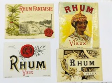 LOT DE 4 ETIQUETTE RHUM VIEUX
