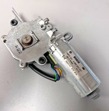 MOTEUR TOIT OUVRANT W202-210