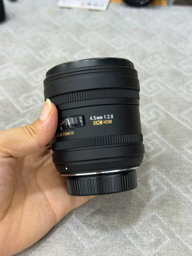 Sigma 5mm 8 - 4.5mm, f/2.8