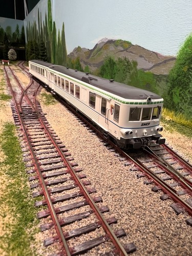 Models 030 autorail - 10,