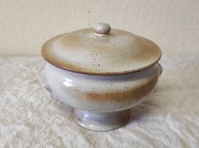 Ancienne soupière avec