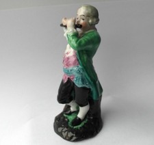 Figure en Porcelaine, Joueur