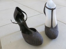 ELEGANTS ESCARPINS " MINELLI "