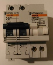 DISJONCTEUR BALLON EAU CHAUDE BIPOLAIRE 20A + DIFFERENTIEL 300MA courbe C