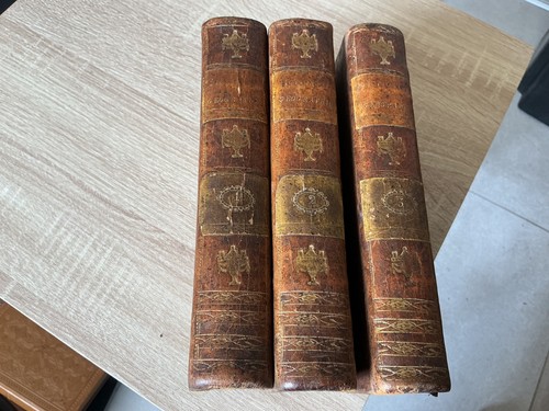 Nouveau dictionnaire universel