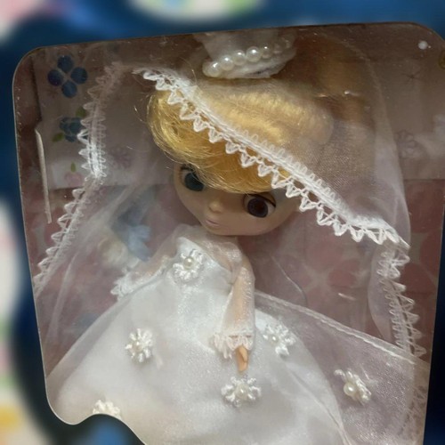 Petit blythe something - blythe, blue