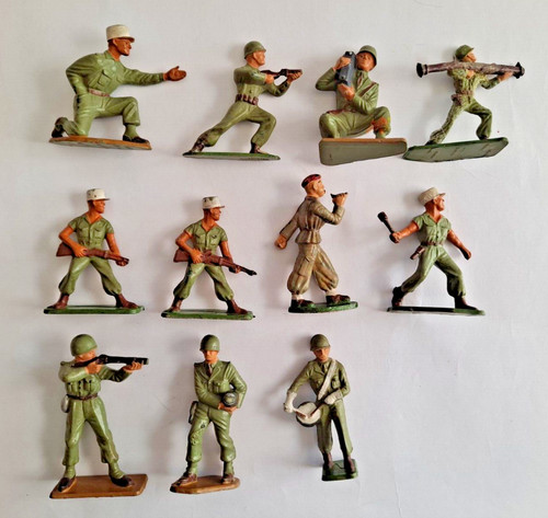 Lot figurines starlux - 11,