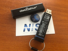 DATASHUR - Clé USB 2.0 sécurisée avec chiffrement matériel - 8Go