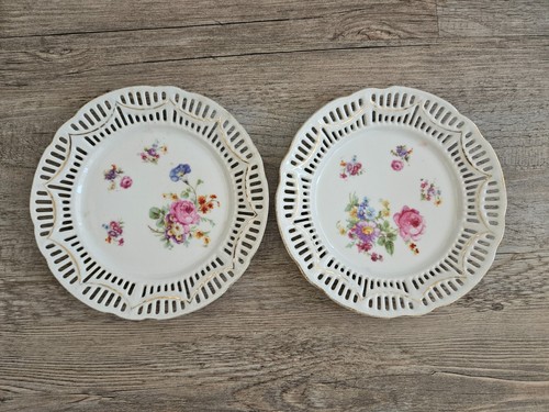 Anciennes petites assiettes - 2,