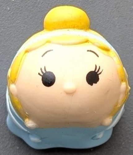 Figurine cendrillon tsum - figurine,