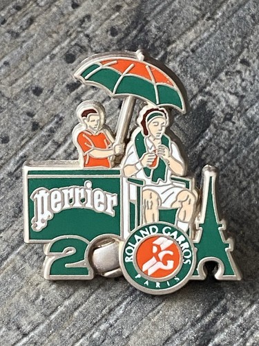 Pin pins perrier - perrier, 2001