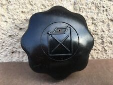 Ancien bouchon d'huile / Anciennes voitures Renault / Pièces détachées / 4CV ?