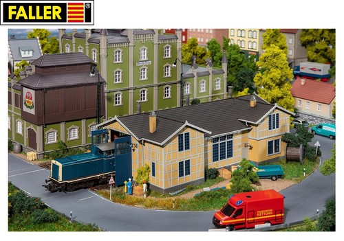 Hangar locomotives faller - locomotives,