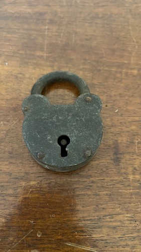 Cadenas ancien fer sans - ancien,