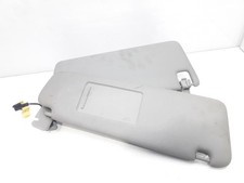 7L6857552Q pare-soleil droit