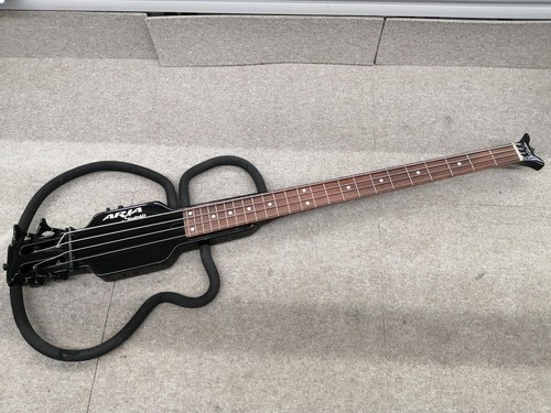 Guitare basse électrique - , aria
