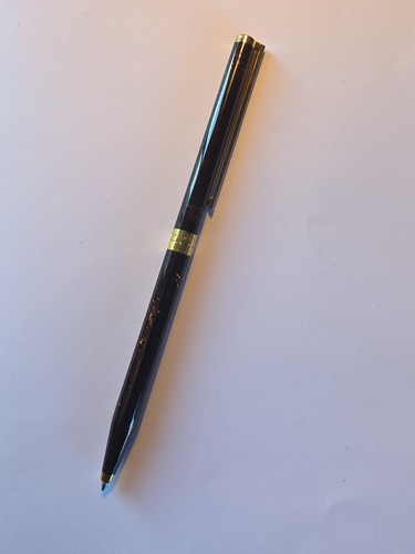 Dupont pen laque - st,