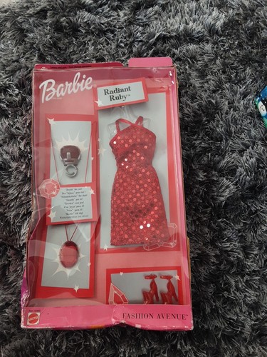 Vêtement barbie fashion - vêtement,