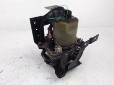 POMPE DE DIRECTION Ford Focus C-Max MPV 1.6 TDCi 16V (HHDA) 2007 1743471