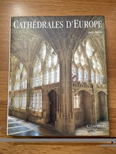 CITADELLES & MAZENOD - Les cathédrales d'Europe - Anne Prache