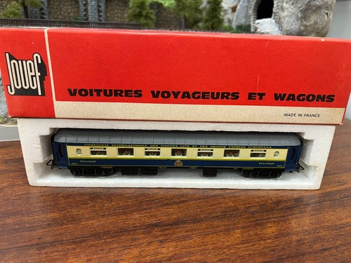 Voiture ciwl restaurant - ciwl, jouef