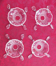 Quatre coupelles avec pampilles pour restauration de lustre XX s 