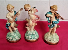 3 figurines chérubins
