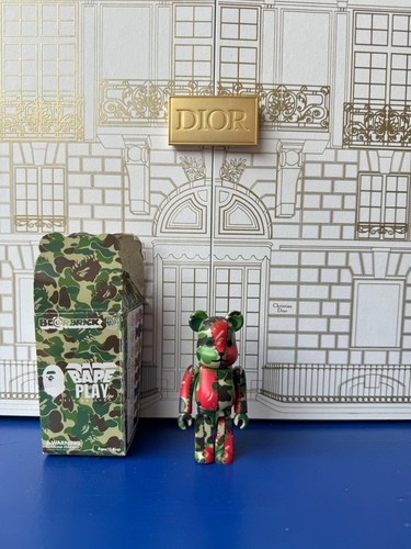 Bearbrick 100 bape - 100%, medicom