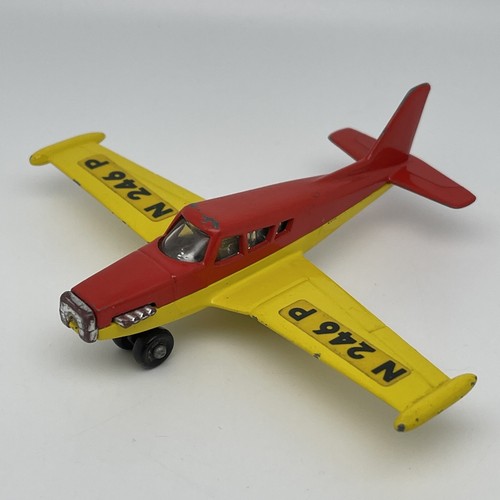 Piper comanche matchbox - comanche,