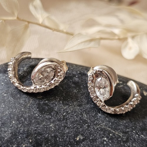 Boucles oreilles puces - d'oreilles,