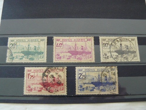 Algerie 153 a 157 - 153,