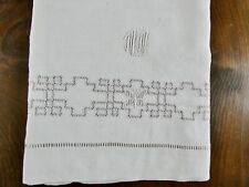 Ancien DRAP LIT ENFANT en FIL blanc brodé à la main de jours et papillons