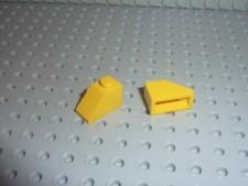 2 x LEGO Slope Yellow Brick 45 2x1 Réf 3040a Set 956/853/8859/744/7814/858/948..