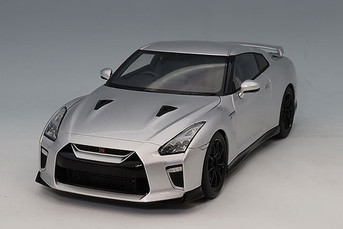 Motorhelix nissan gtr r35 - 1/18,