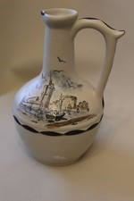 Pichet, cruche, vase en grès