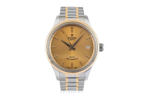 Style tudor acier - style,